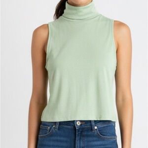 Aritzia Sun•Deh Sleeveless Turtleneck Top in Light Green, Sz S
